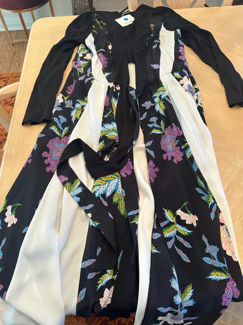 Diane Von Furstenberg print wrap dress new with tags size 8